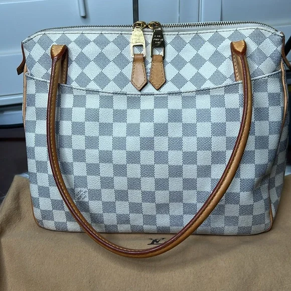 Louis Vuitton - Louis Vuitton Figheri PM Shoulder Bag Pre-Loved Great Condition - Picture 7 of 17